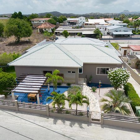 Villa Familiewoning Met Prive Zwembad à Willemstad Extérieur photo